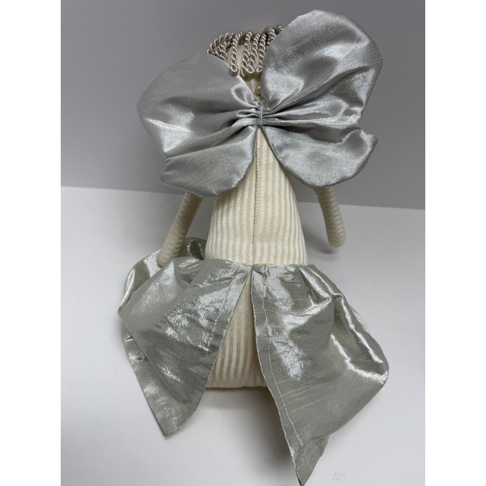 Woof & Poof Angel Doll (2014) – Metallic Skirt & Wings, Cloth Doll with Logo - Picture 6 of 10
